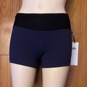 ALO Yoga Women's Dark Blue Athletic Shorts S